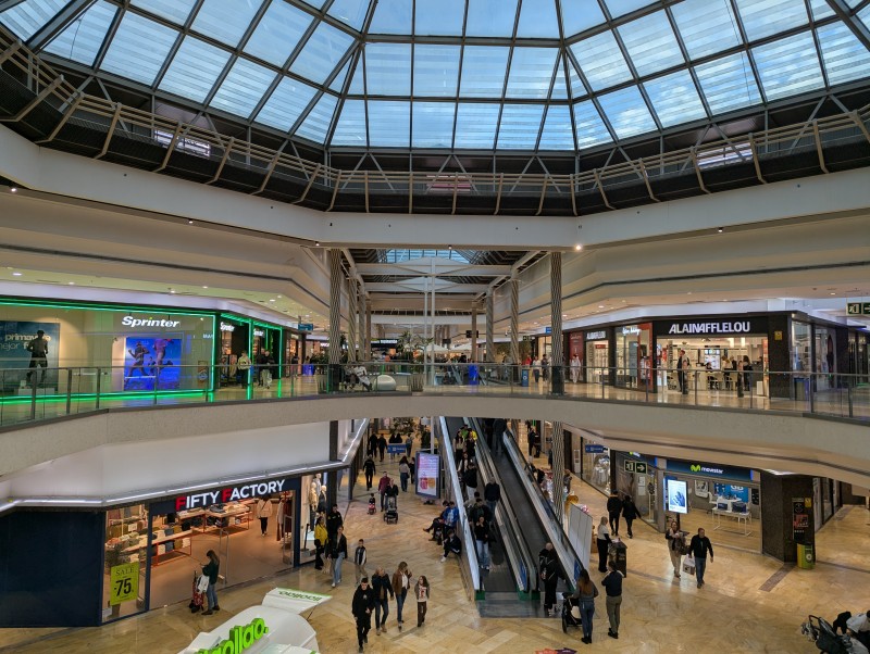 Interior de la Rosaleda