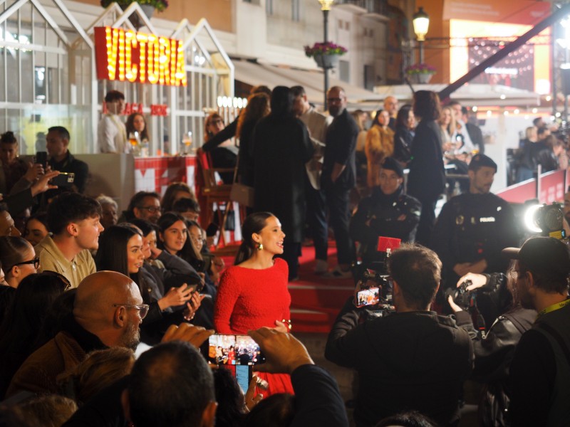 Aclamada Marta Etura