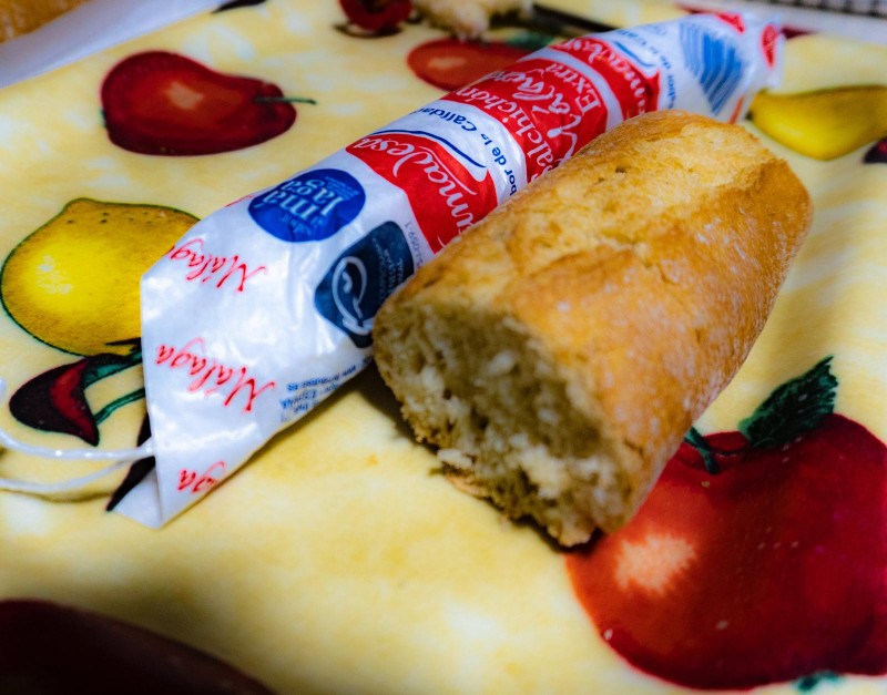 Famadesa,color en la mesa.