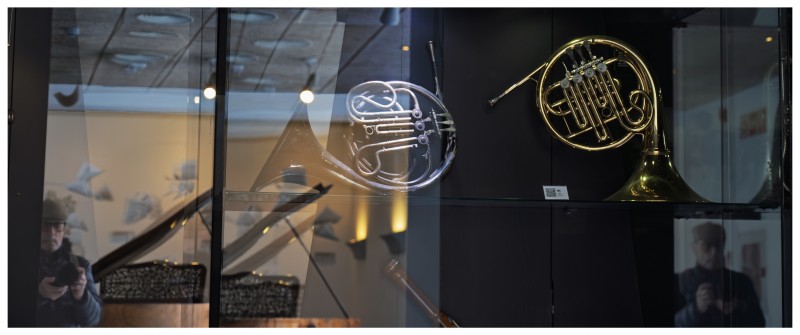 Los reflejos también suenan.