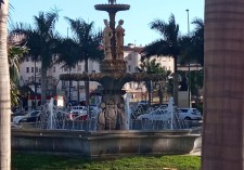 Pasan los años y aquí sigue