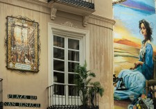 Arte y Tradición en la Plaza de San Ignacio